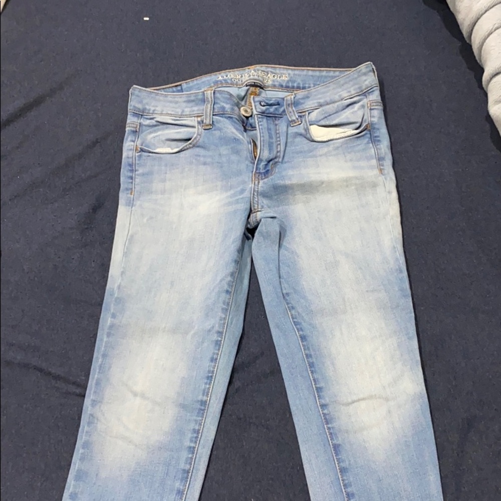 American eagle short cut jeans